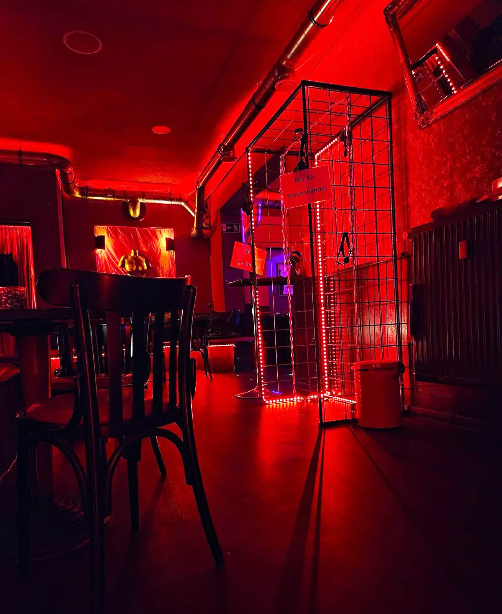 Sex, BDSM & Spanking Location: KOW2, upper floor, with seating and a cage for restraint and other activities