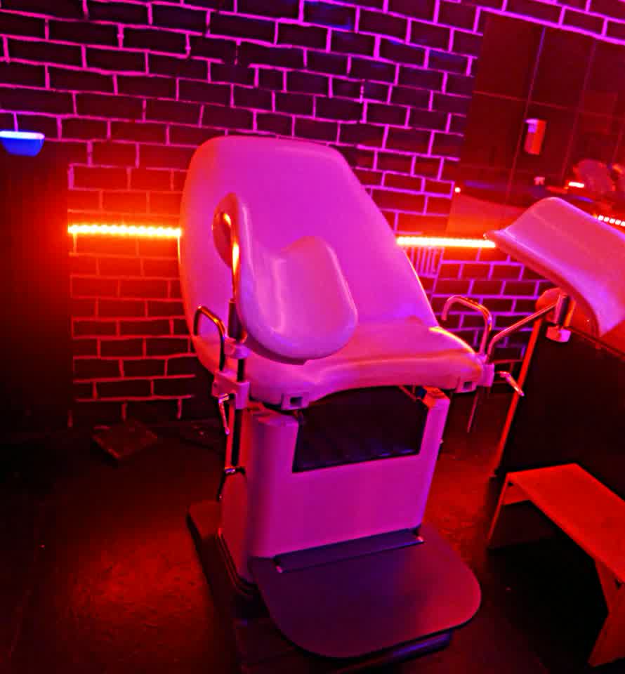 Sex, BDSM & Spanking Location: KOW2, the basement, left-hand room with the inviting gym chair or gynaecological chair (women’s chair)